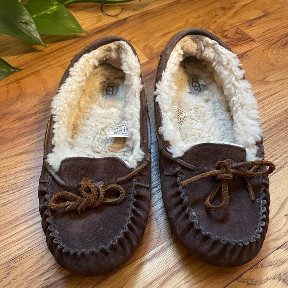 UGG Shoes - UGG Australia Size 8 Brown Moccasins/Slippers